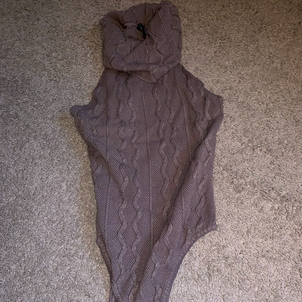 Turtleneck bodysuit size M